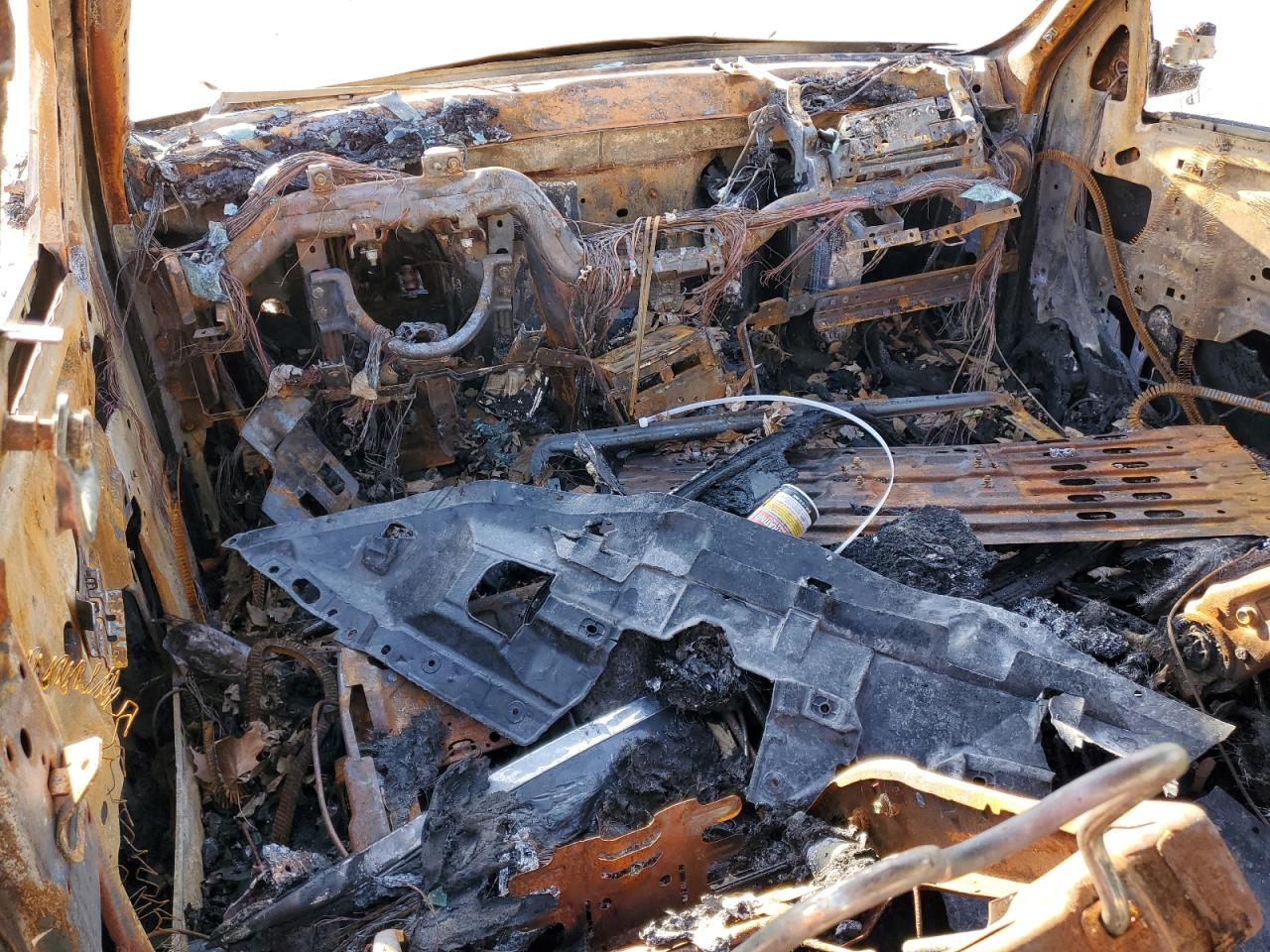 2013 GMC Yukon VIN 1GKS2EEF8DR125850 Copart auction photo, burn damage thumbnail 8