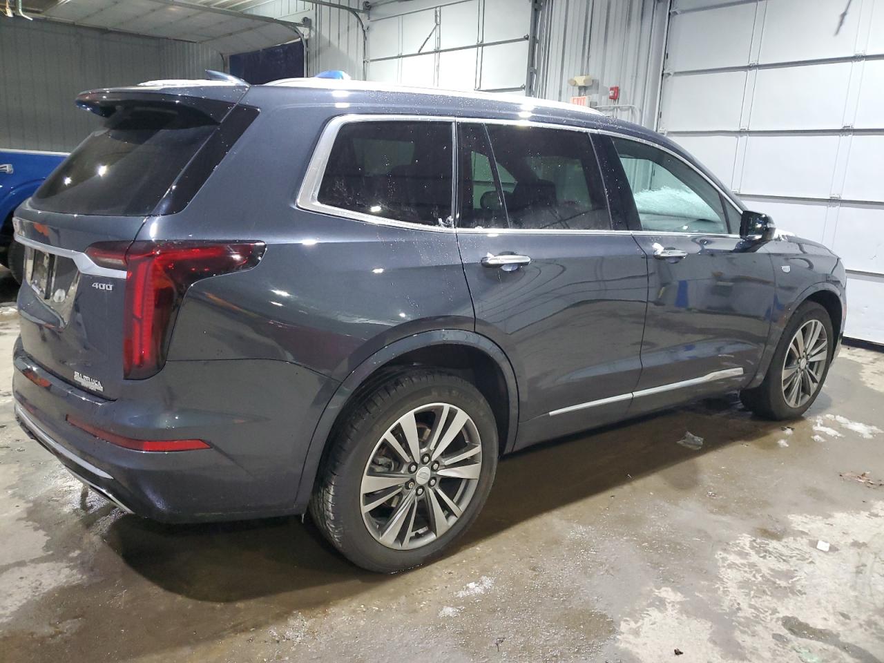 2021 Cadillac XT6 VIN 1GYKPDRS7MZ156645 Copart auction photo, rear end / minor dent/scratches damage thumbnail 3