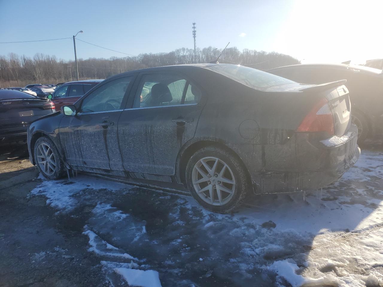 2011 Ford Fusion VIN 3FAHP0JG2BR272908 Copart auction photo, front end damage thumbnail 2