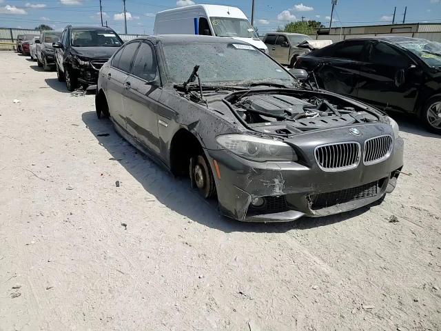 2013 BMW 5er VIN WBAFR7C53DC819974 Copart auction photo, vandalism / stripped damage thumbnail 11