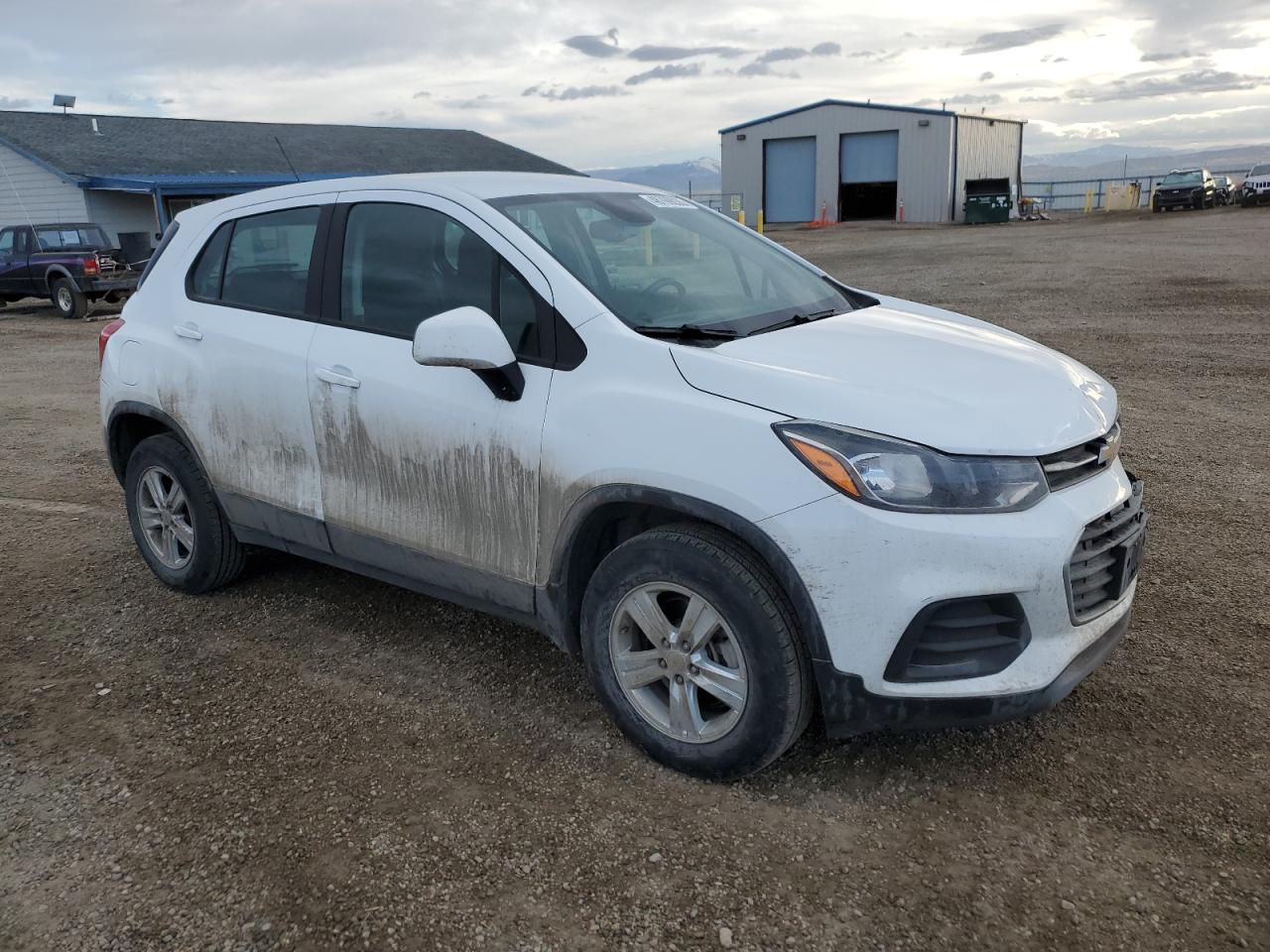 2018 Chevrolet Trax VIN KL7CJNSB6JB610042 Copart auction photo, front end / side damage thumbnail 4