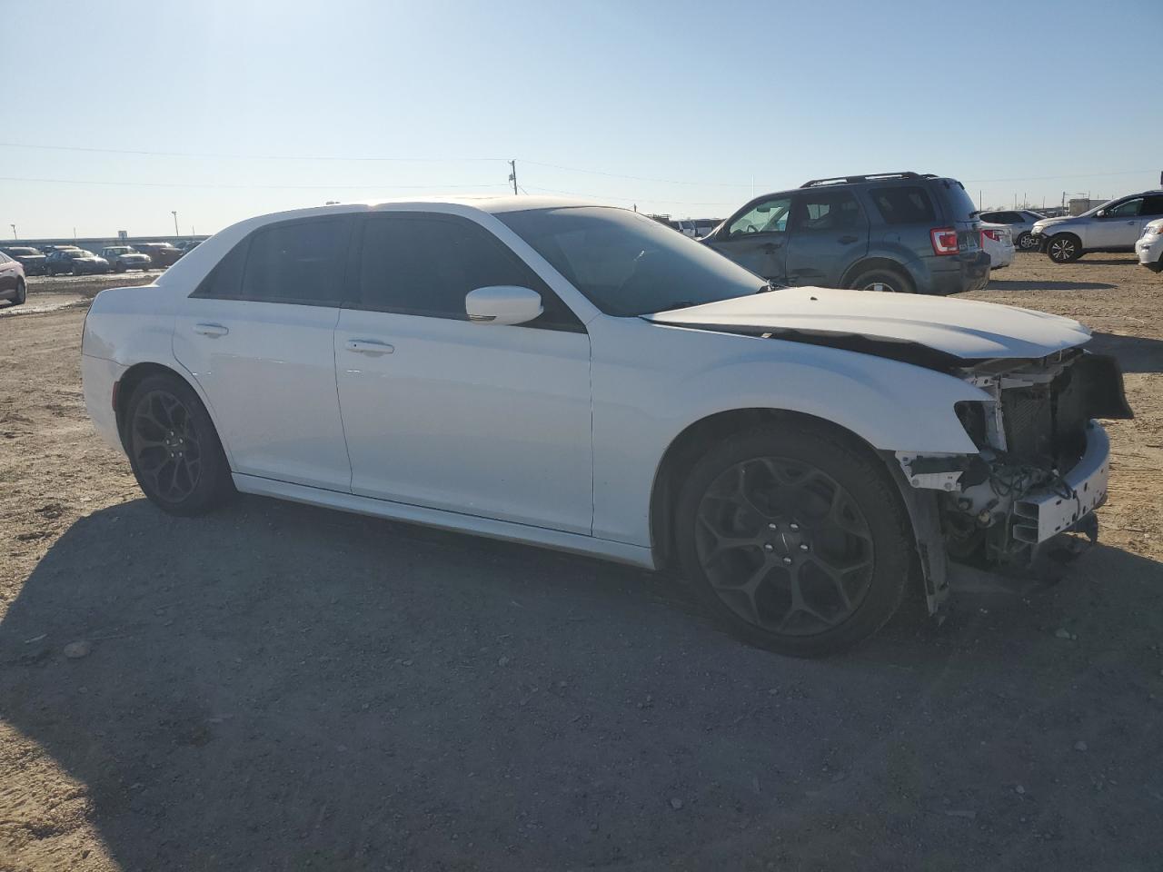 2017 Chrysler 300 VIN 2C3CCABG3HH518846 Copart auction photo, front end damage thumbnail 4
