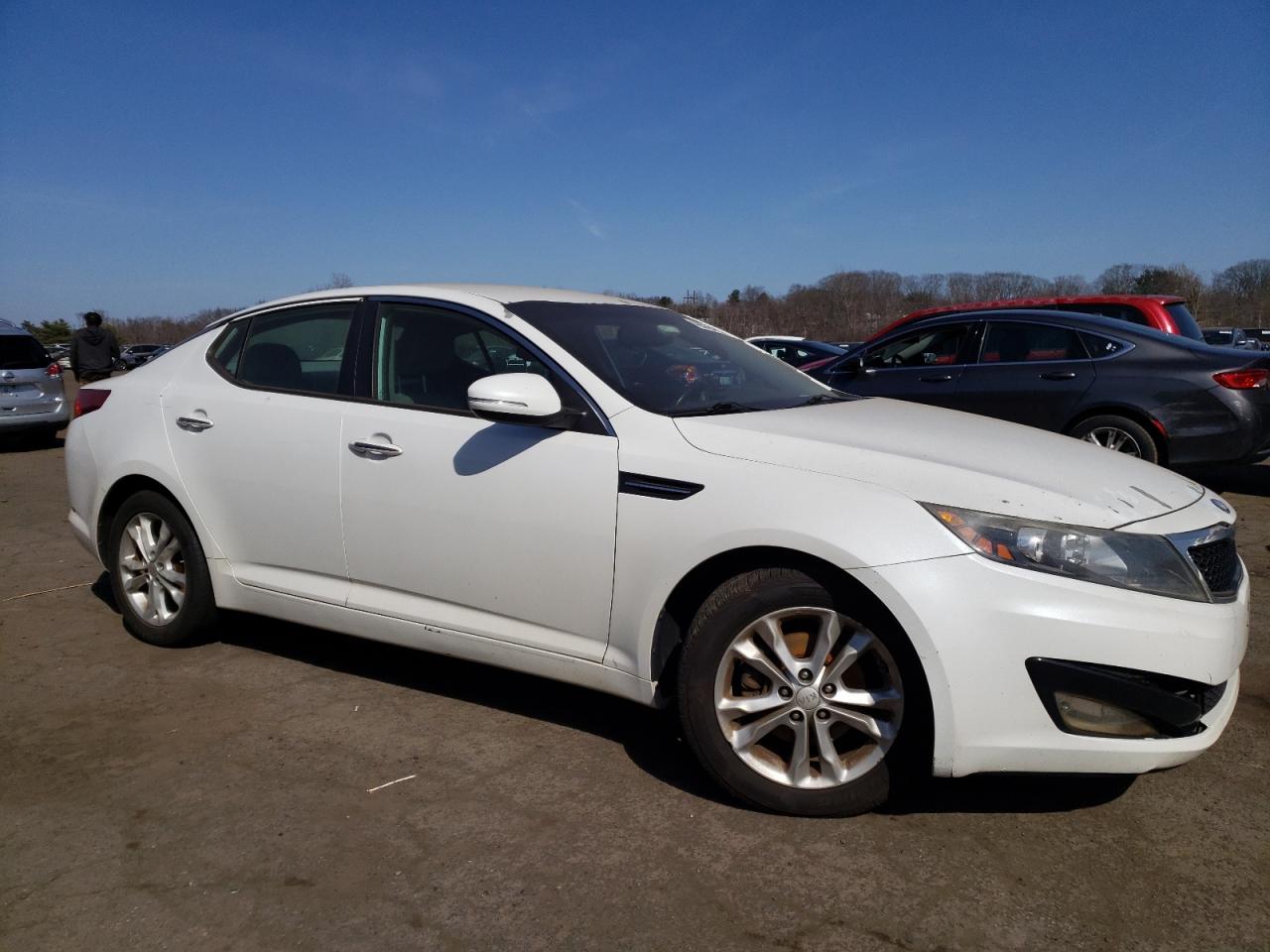 2013 KIA Optima VIN 5XXGN4A73DG184003 Copart auction photo, minor dent/scratches / front end damage thumbnail 4