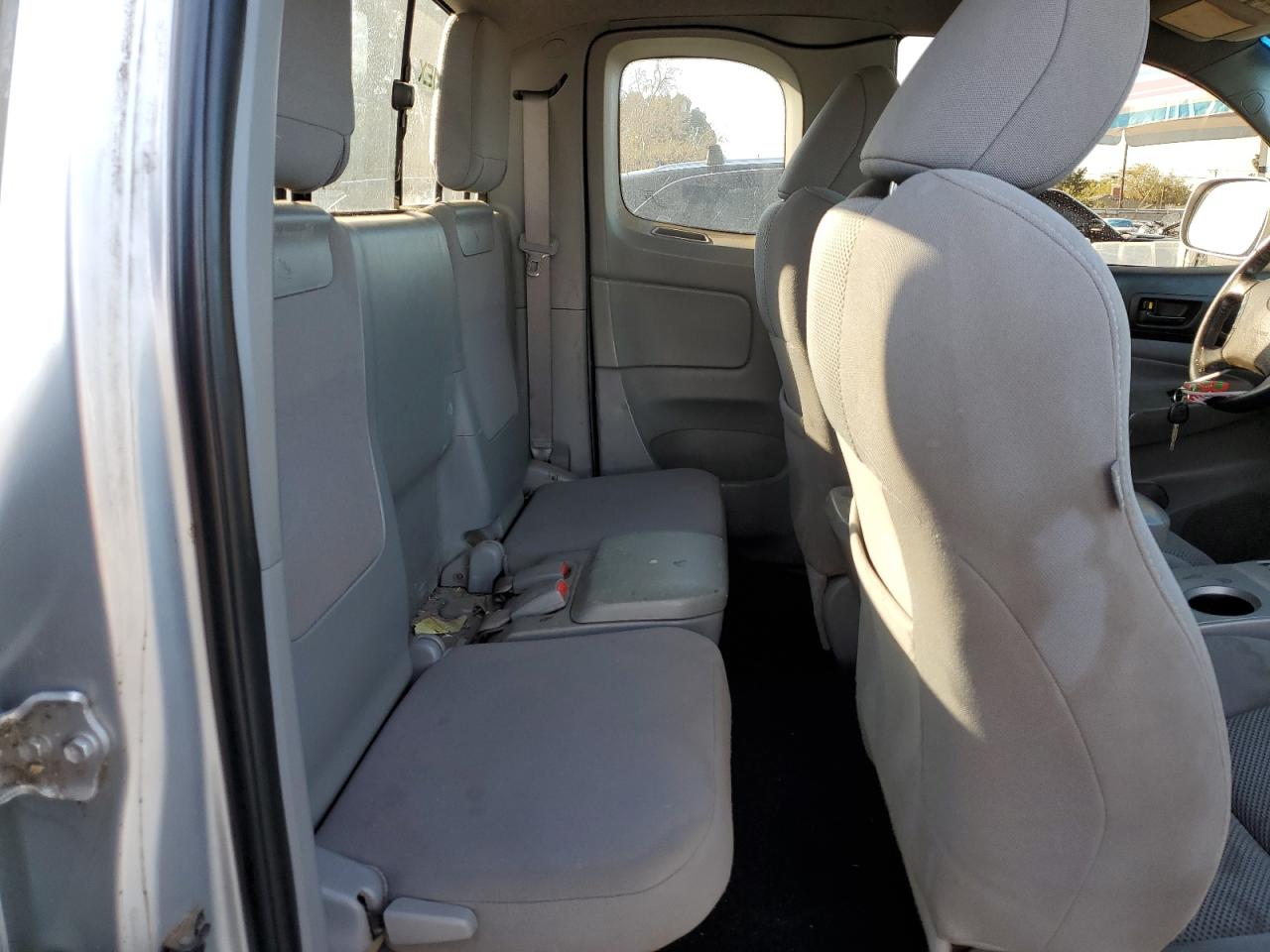 2011 Toyota Tacoma VIN 5TFTU4GN1BX007267 Copart auction photo, rear end / minor dent/scratches damage thumbnail 10