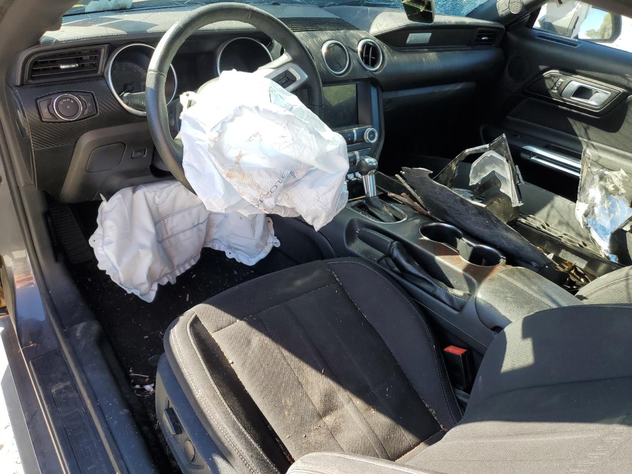2022 Ford Mustang VIN 1FA6P8TH2N5132814 Copart auction photo, biohazard/chemical / front end damage thumbnail 8