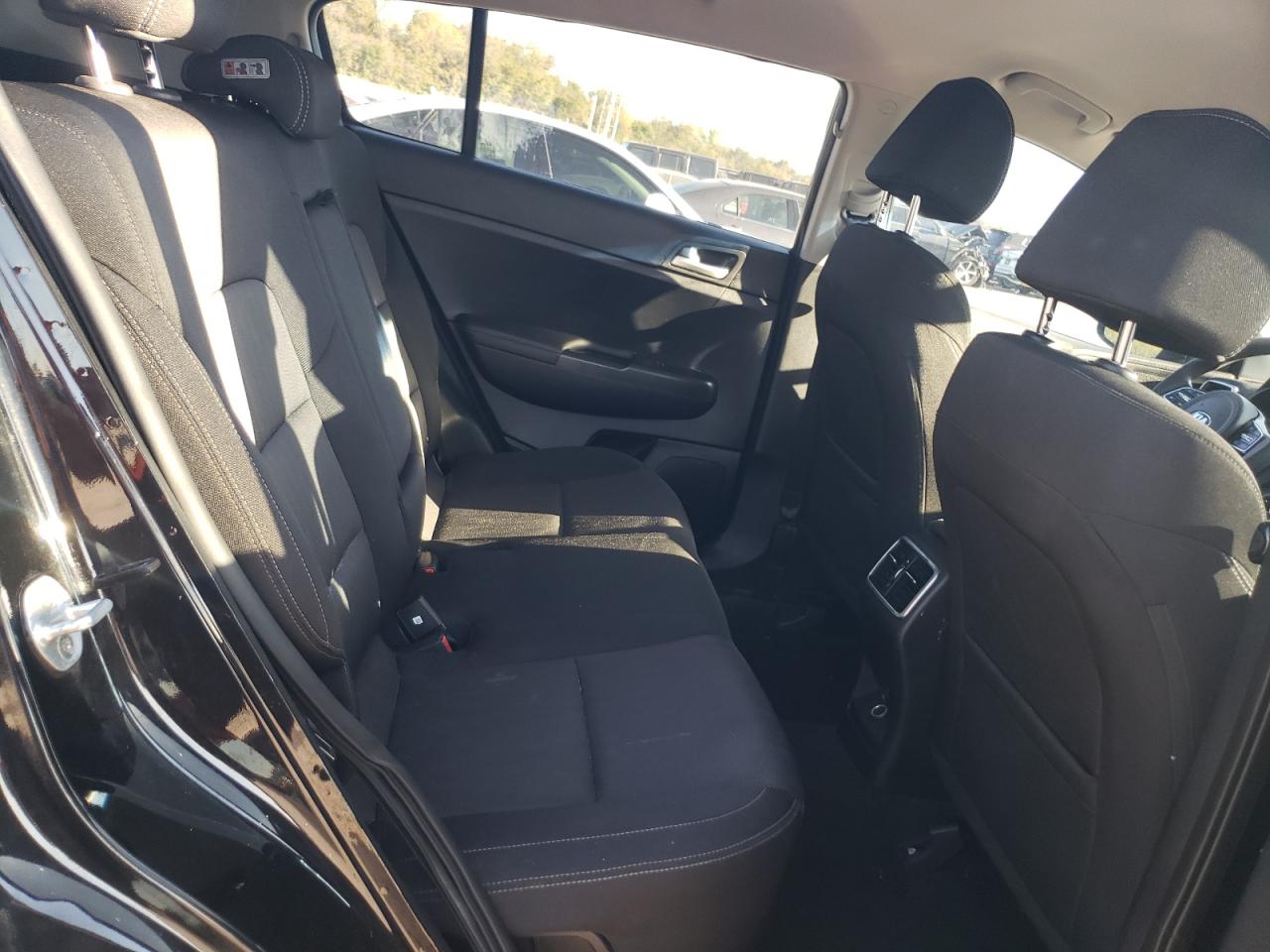 2020 KIA Sportage VIN KNDPM3AC5L7719690 Copart auction photo, hail / minor dent/scratches damage thumbnail 11
