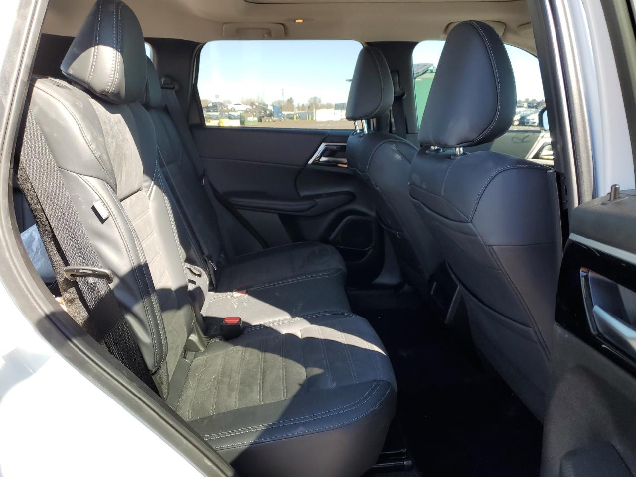 2024 Mitsubishi Outlander VIN JA4J4VA84RZ027876 Copart auction photo, front end / minor dent/scratches damage thumbnail 11