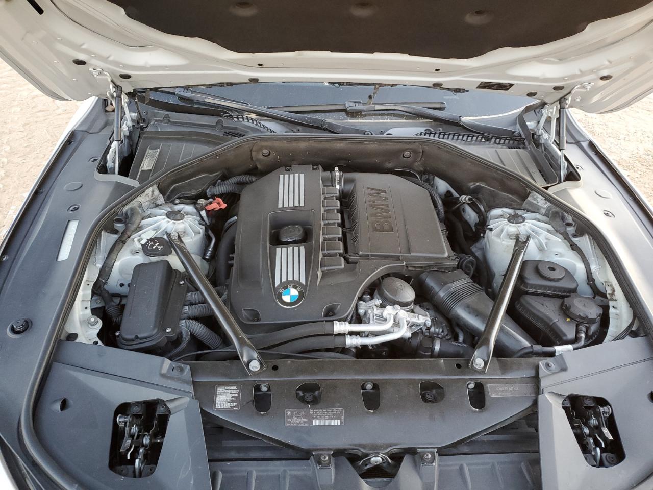 2012 BMW 7er VIN WBAKB4C50CC576043 Copart auction photo, front end / side damage thumbnail 11