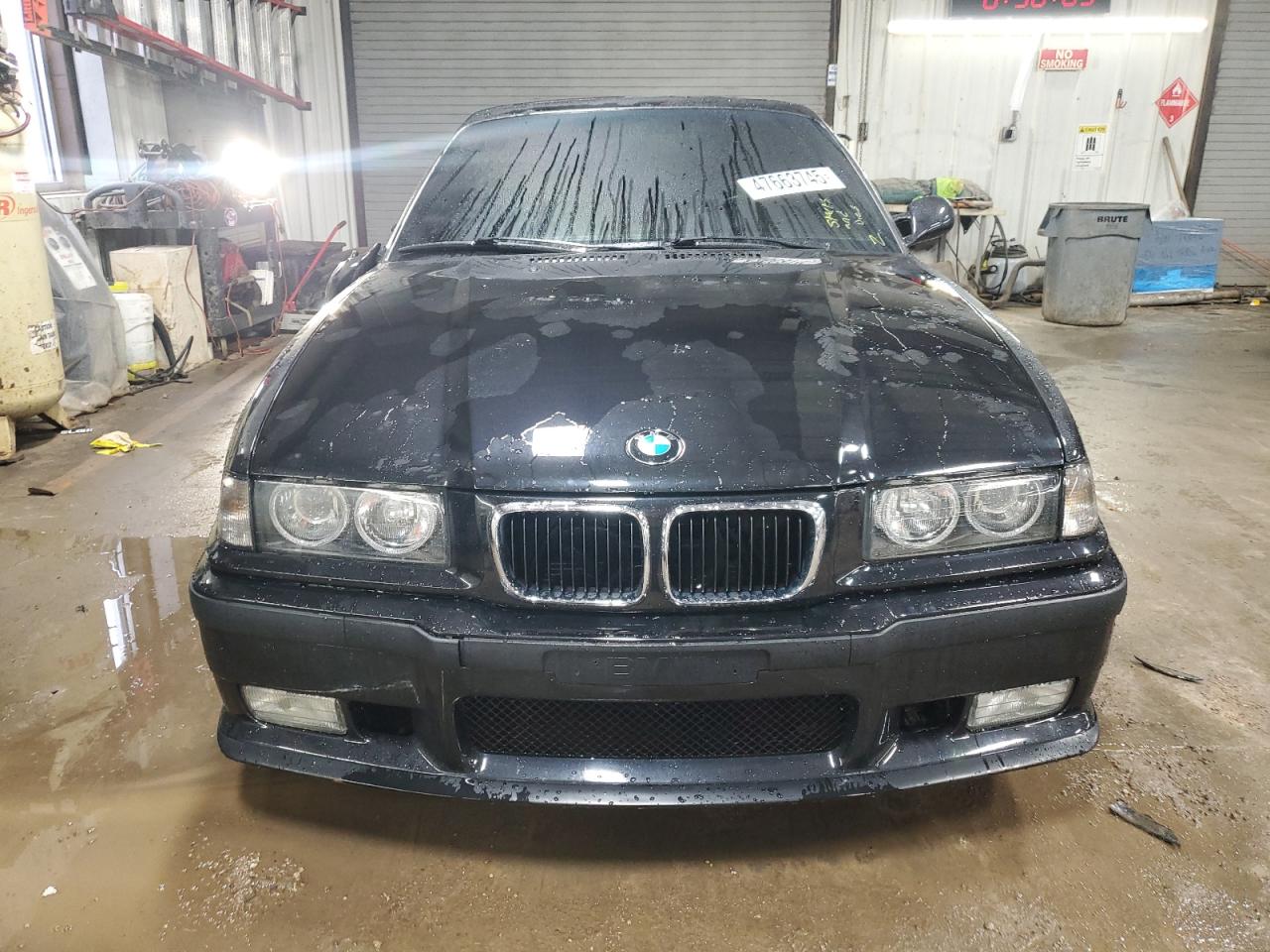 1998 BMW M3 VIN 476661357WEY77787 Copart auction photo, rear end damage thumbnail 5