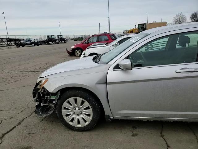 2012 Chrysler 200 VIN 1C3CCBAB8CN292315 Copart auction photo, front end damage thumbnail 10