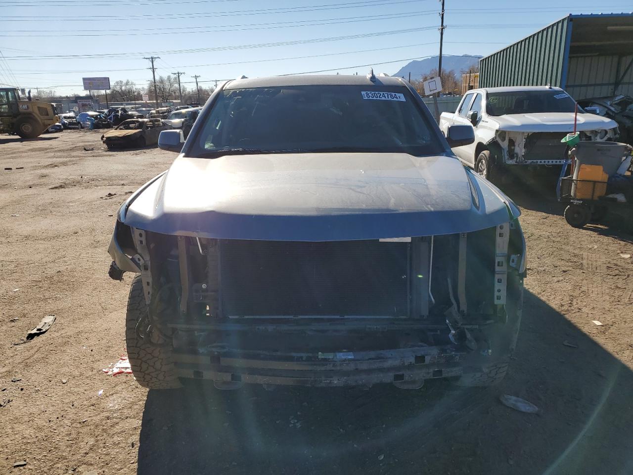 2019 Chevrolet Suburban VIN 1GNSKHKC6KR386518 Copart auction photo, front end / side damage thumbnail 5