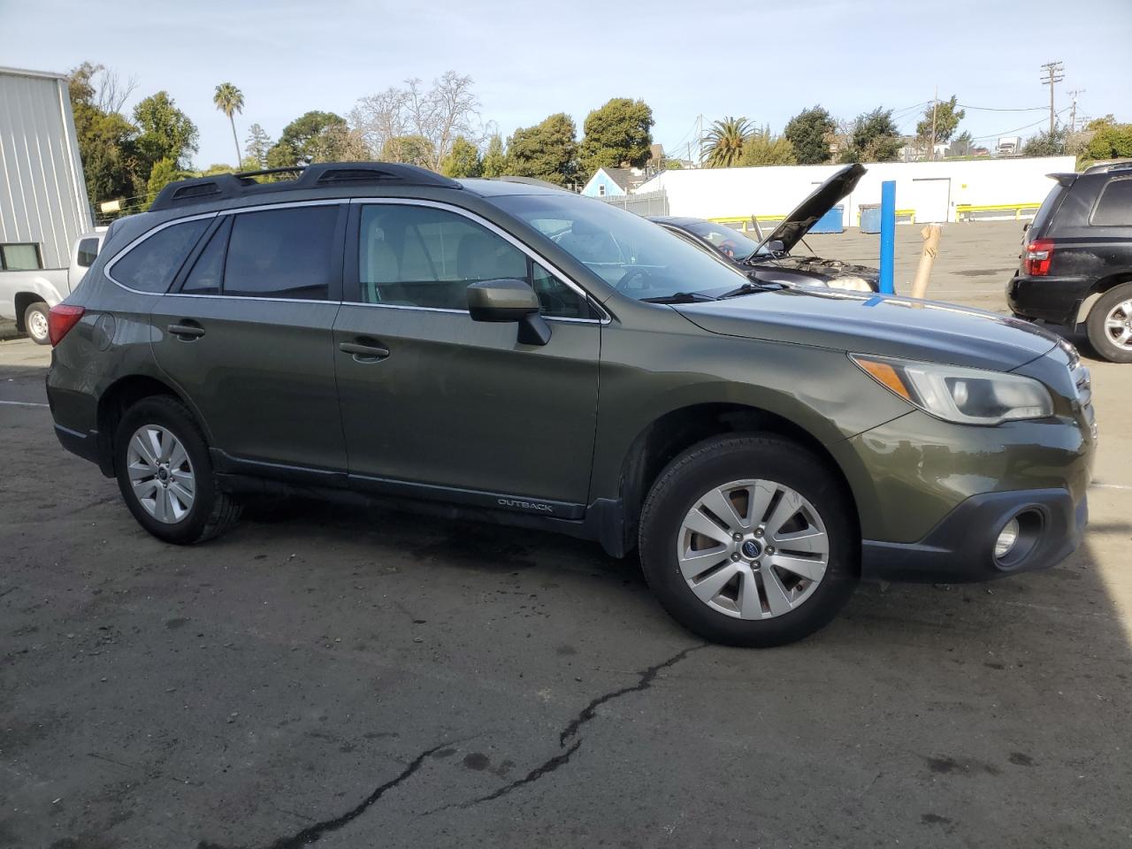 2015 Subaru Outback VIN 4S4BSACC1F3306903 Copart auction photo, rear end damage thumbnail 4