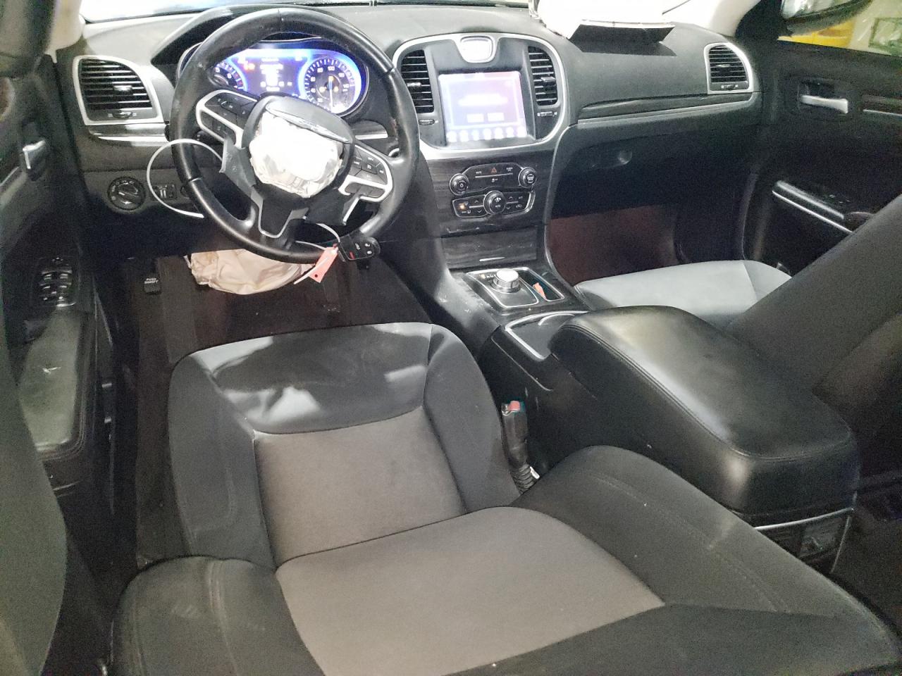 2018 Chrysler 300 VIN 2C3CCAAGXJH340487 Copart auction photo, front end / rear end damage thumbnail 8