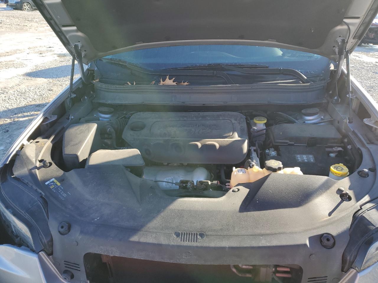 2019 Jeep Grand Cherokee VIN 1C4PJMLB3KD379250 Copart auction photo, all over damage thumbnail 13