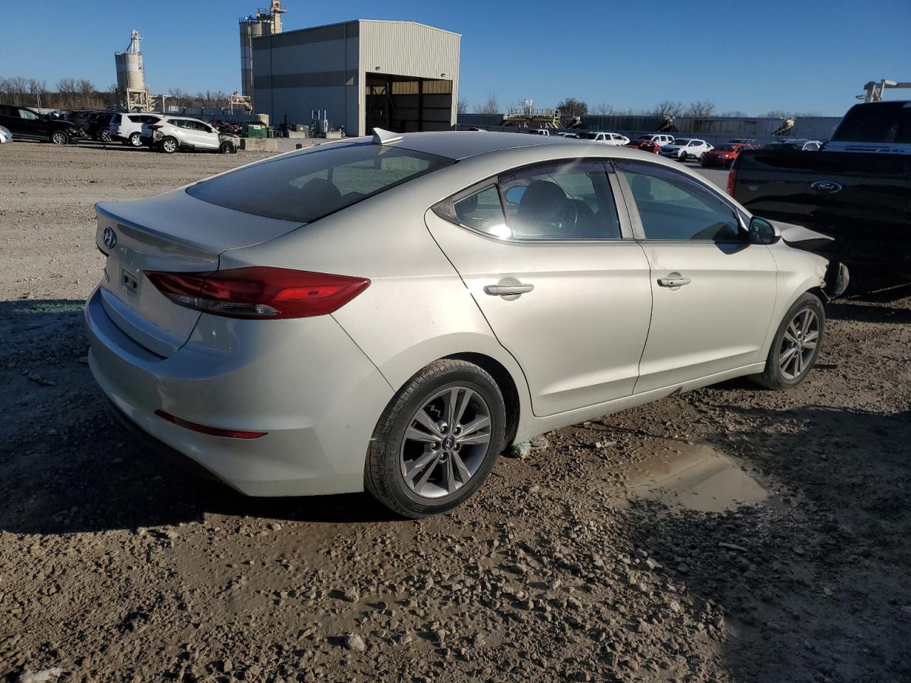 2017 Hyundai Elantra VIN 5NPD84LF1HH124505 Copart auction photo, front end damage thumbnail 3