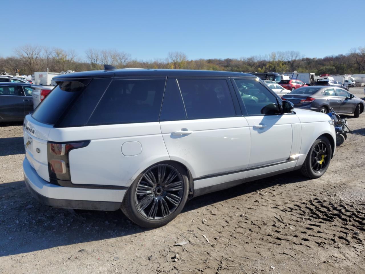 2020 Land Rover Range Rover VIN SALGS5SE1LA579733 Copart auction photo, unknown / minor dent/scratches damage thumbnail 3