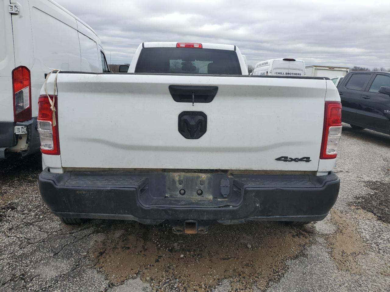 2020 RAM 3500 VIN 3C63RRGL1LG176635 Copart auction photo, minor dent/scratches damage thumbnail 6