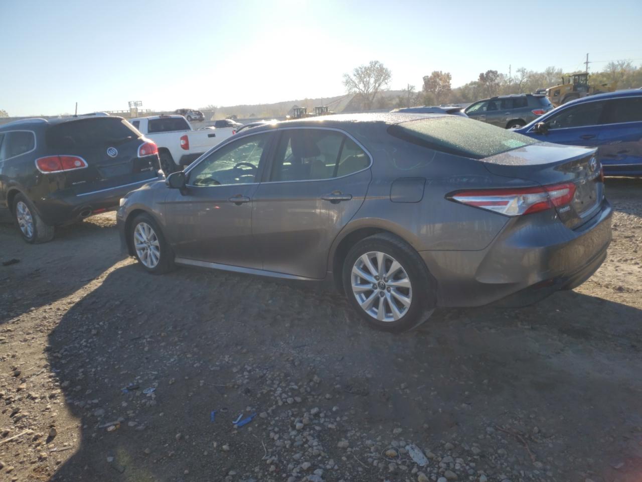 2018 Toyota Camry VIN 4T1B11HK2JU035582 Copart auction photo, all over damage thumbnail 2