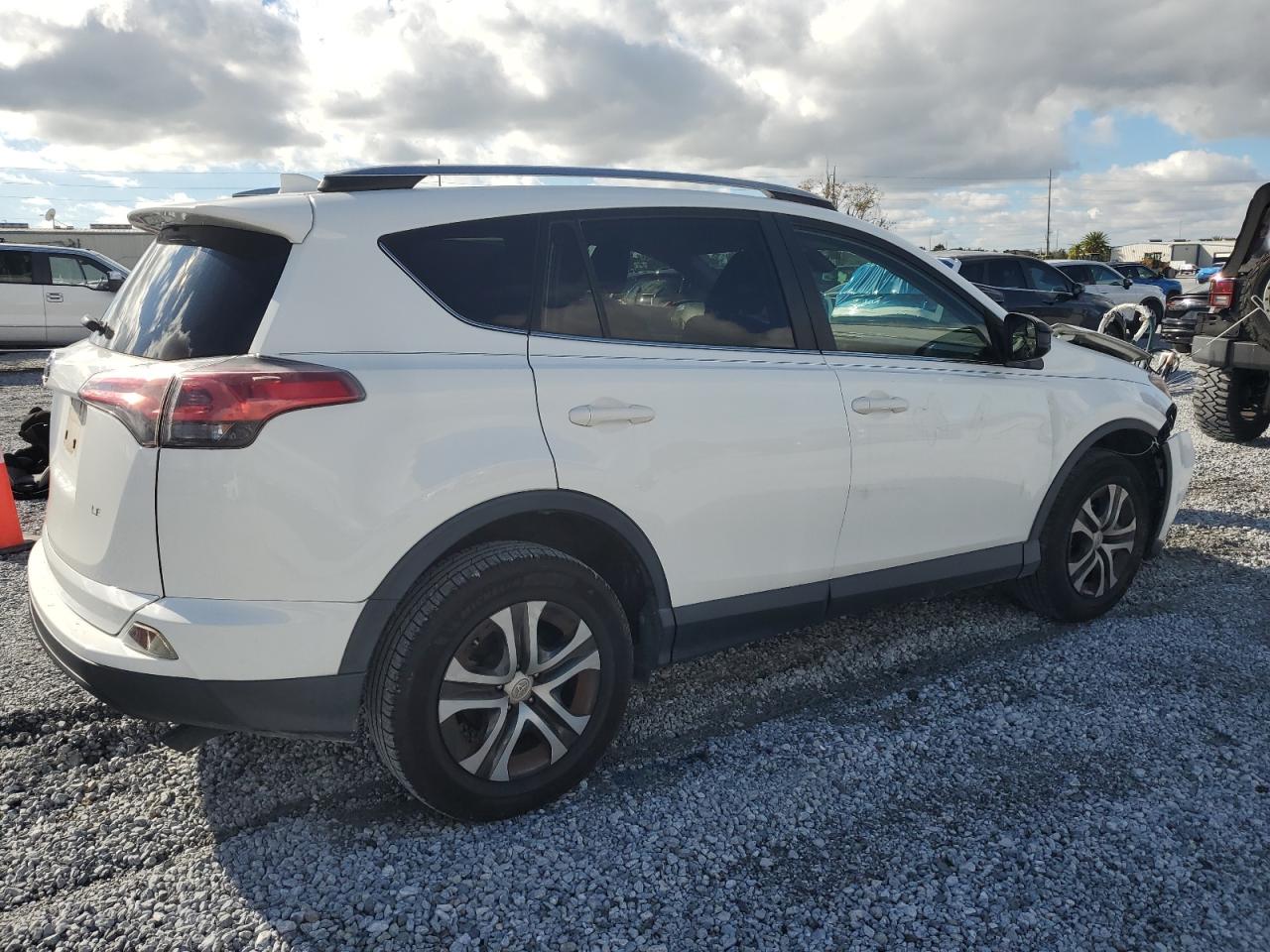 2018 Toyota RAV 4 VIN JTMZFREV2JJ728249 Copart auction photo, front end damage thumbnail 3