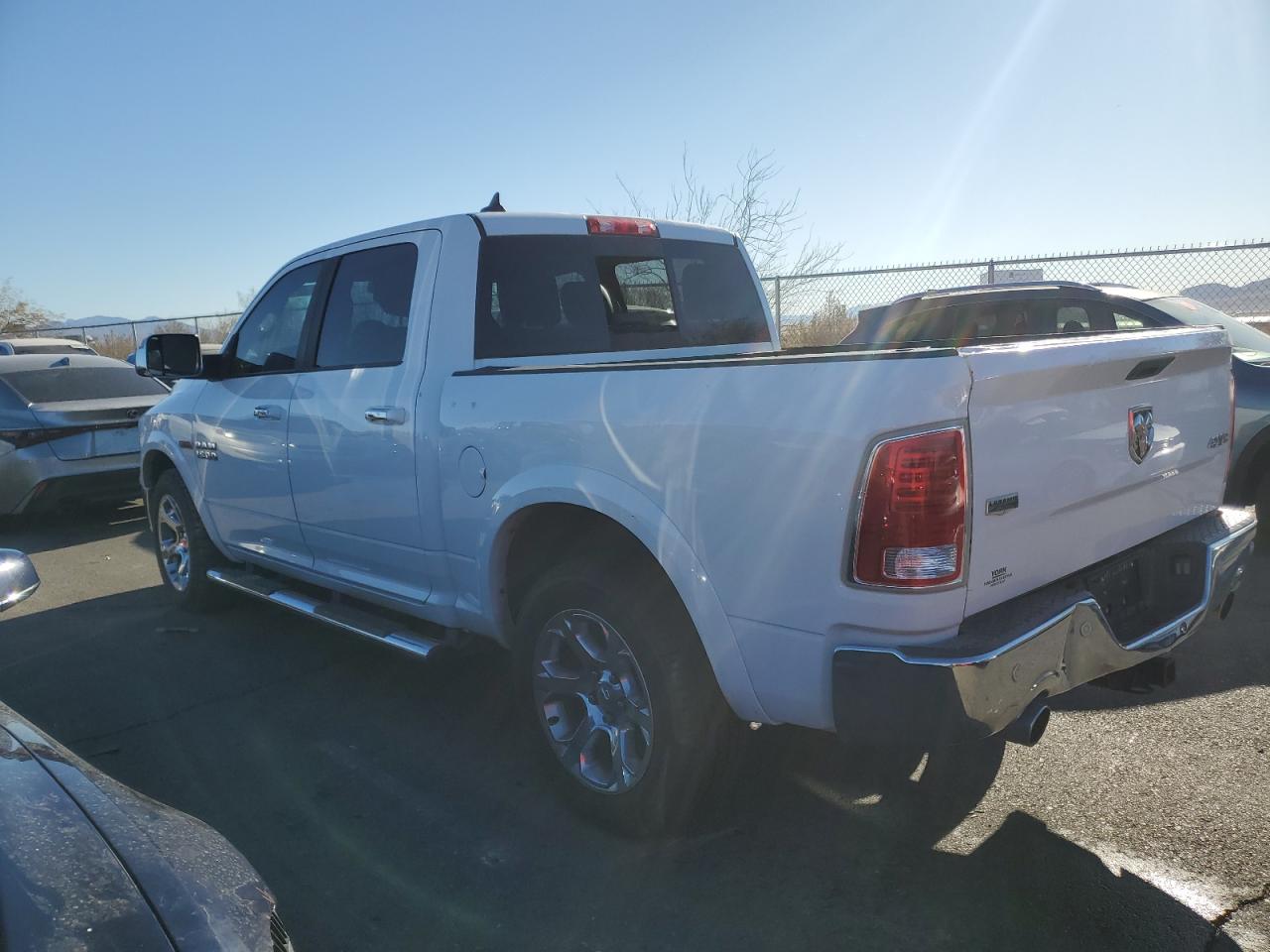 2017 RAM 1500 VIN 1C6RR7NM4HS872464 Copart auction photo, minor dent/scratches damage thumbnail 2
