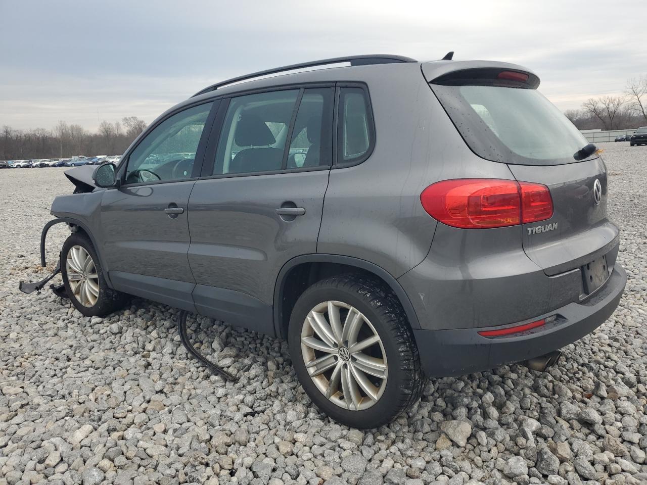 2015 Volkswagen Tiguan VIN WVGBV7AX7FW615015 Copart auction photo, front end / side damage thumbnail 2