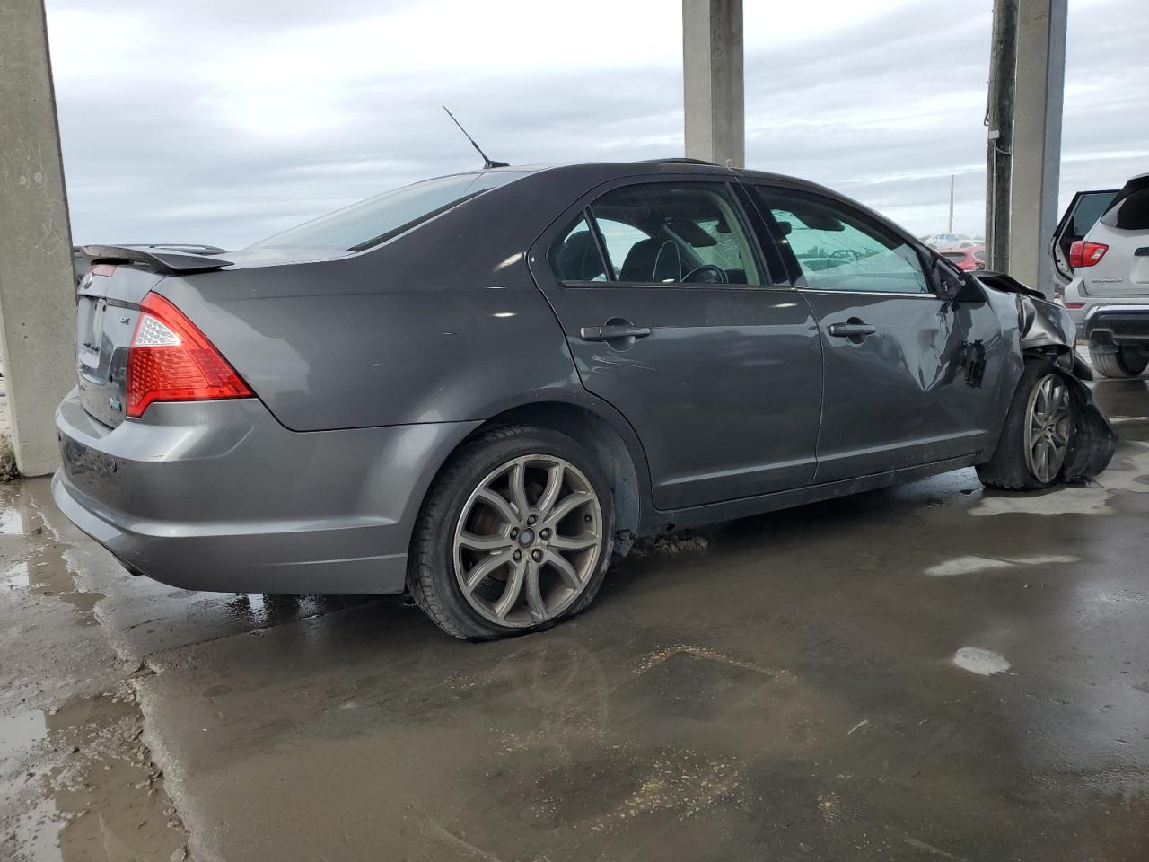 2010 Ford Fusion VIN 3FAHP0HG9AR351013 Copart auction photo, front end / side damage thumbnail 3