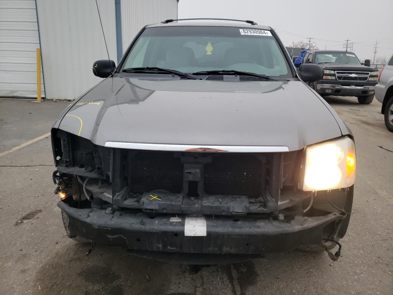 2008 GMC Envoy VIN 1GKDT13S282228811 Copart auction photo, front end / side damage thumbnail 5