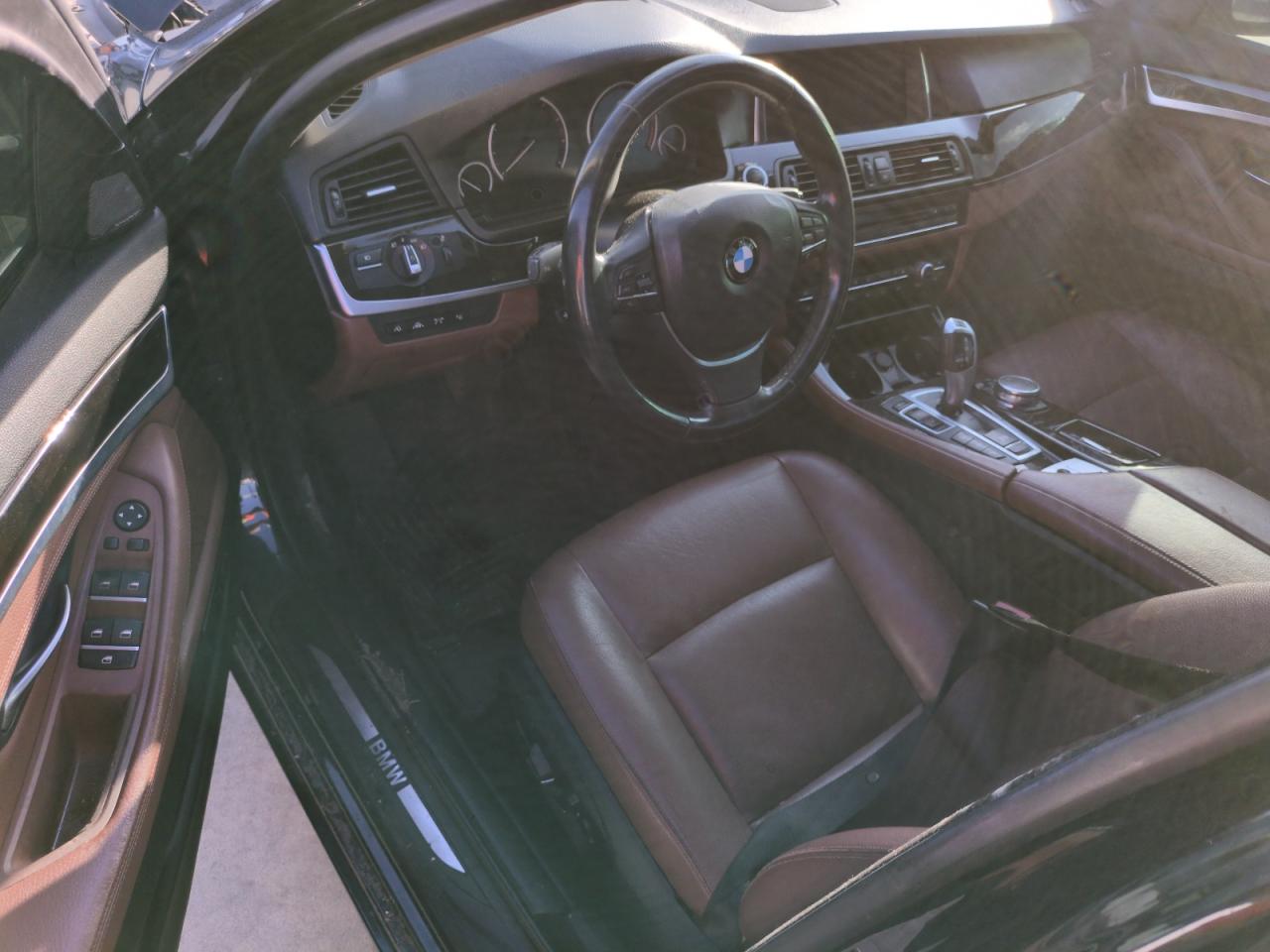 2015 BMW 5er VIN WBAFV3C52FD686898 Copart auction photo, water/flood damage thumbnail 8