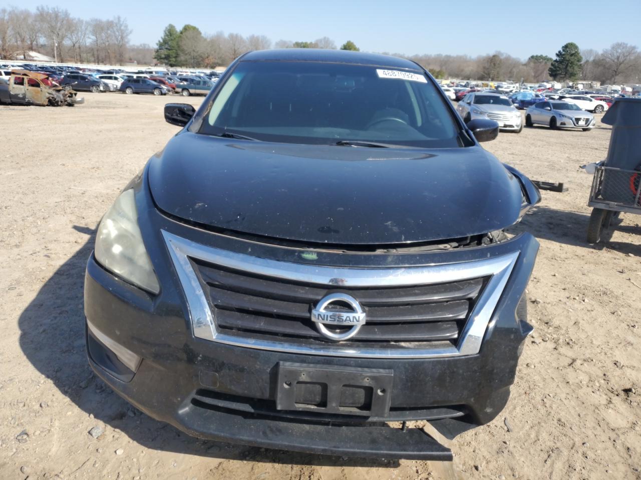 2015 Nissan Altima VIN 1N4AL3APXFN377624 Copart auction photo, front end / minor dent/scratches damage thumbnail 5