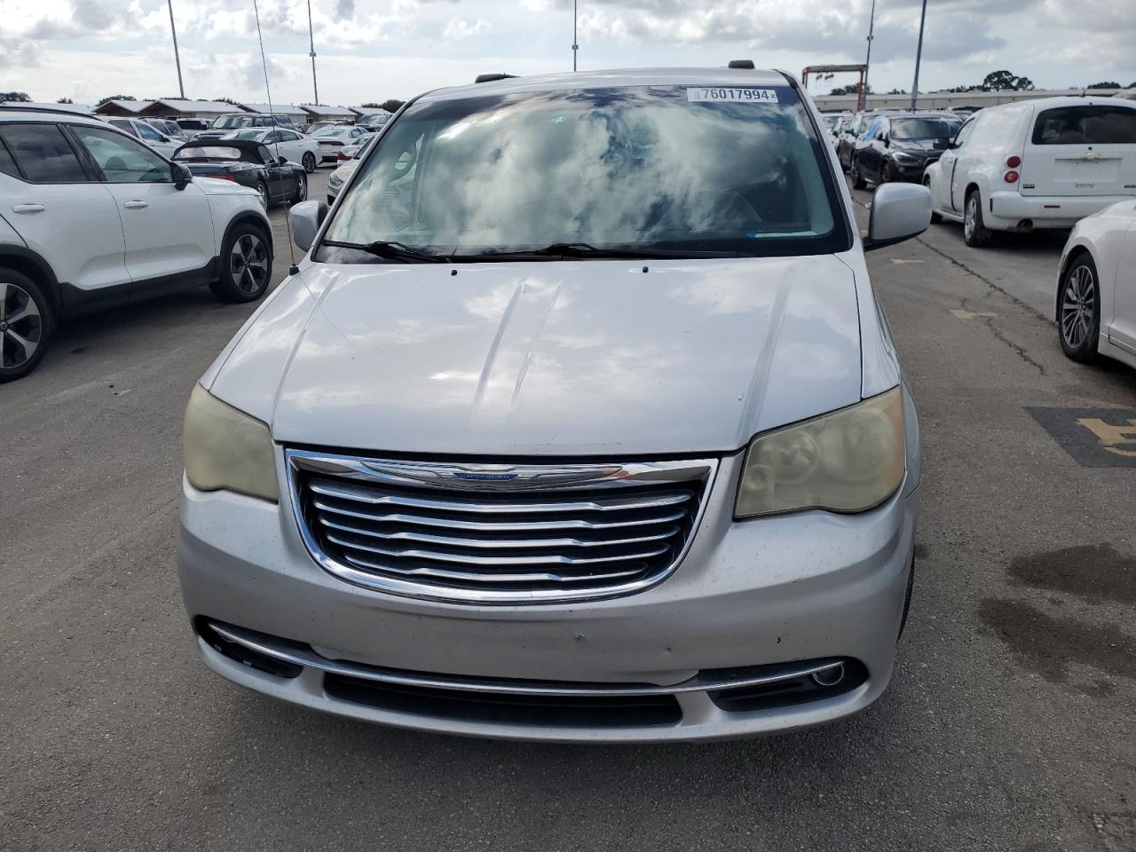 2012 Chrysler Town & Country VIN 2C4RC1BG7CR293288 Copart auction photo, water/flood damage thumbnail 5