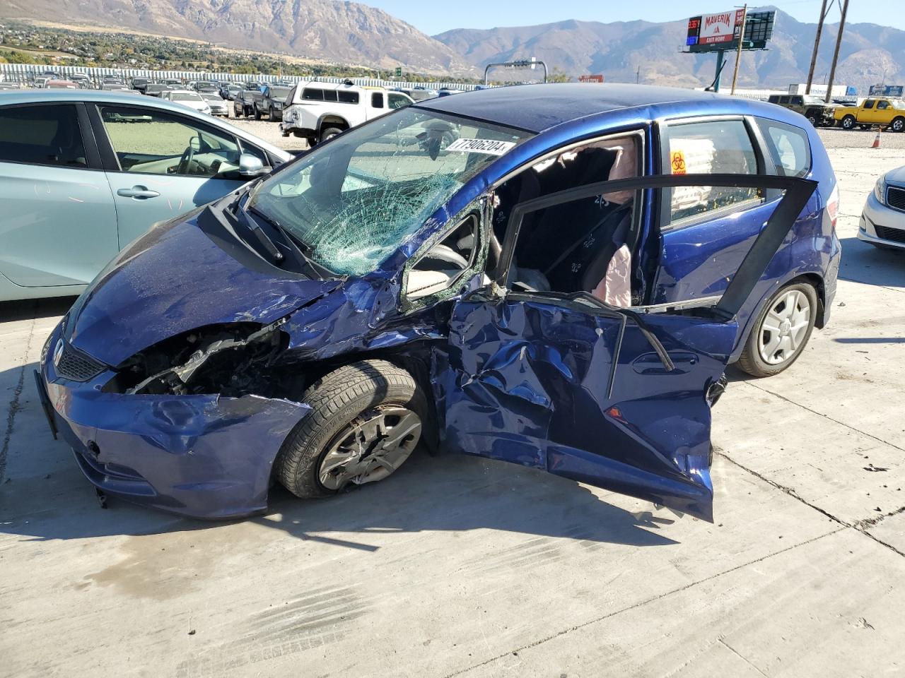 2013 Honda Fit VIN JHMGE8H39DC064957