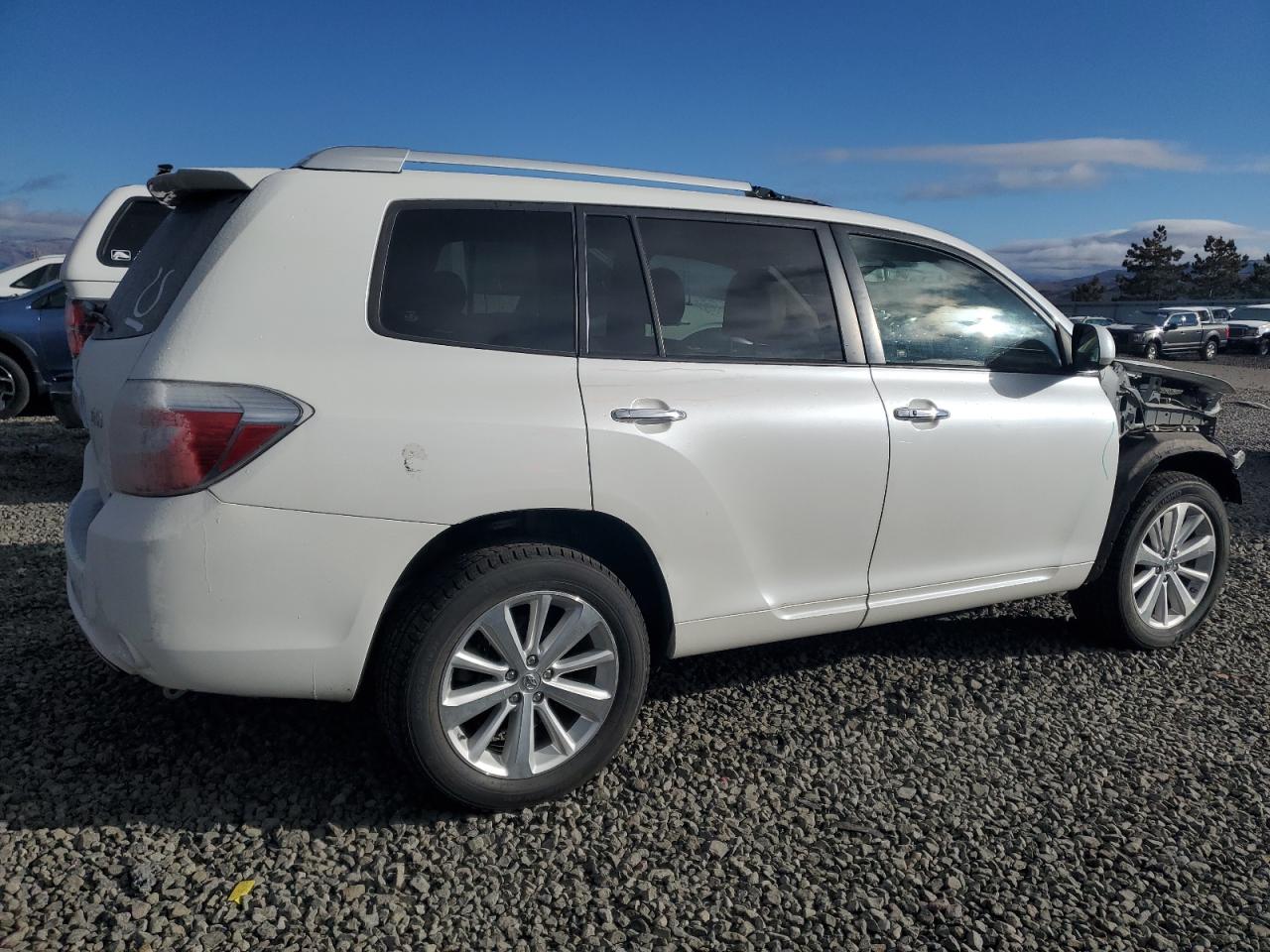 2008 Toyota Highlander VIN JTEEW44A882019793 Copart auction photo, front end damage thumbnail 3