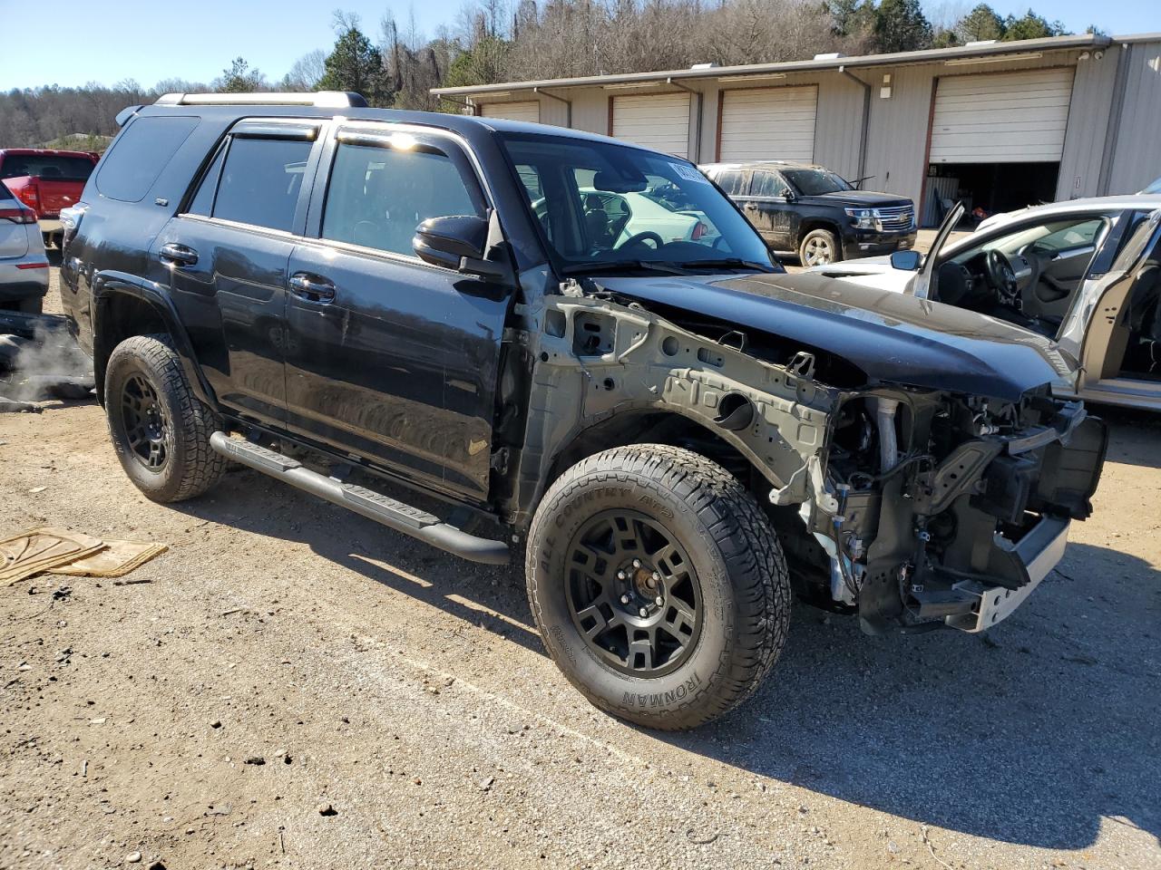 2022 Toyota 4Runner VIN JTEFU5JR0N5253575 Copart auction photo, front end damage thumbnail 4