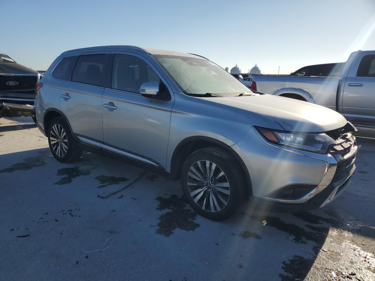 2020 Mitsubishi Outlander VIN JA4AZ3A39LZ043105 Copart auction photo, all over damage thumbnail 4