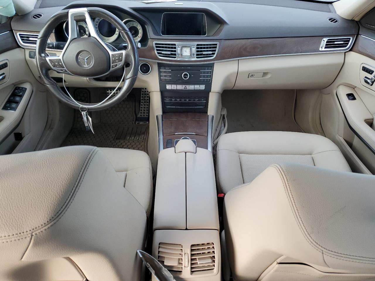 2016 Mercedes-Benz E-klasse VIN WDDHF8JB3GB243788 Copart auction photo, frame damage / front end damage thumbnail 8