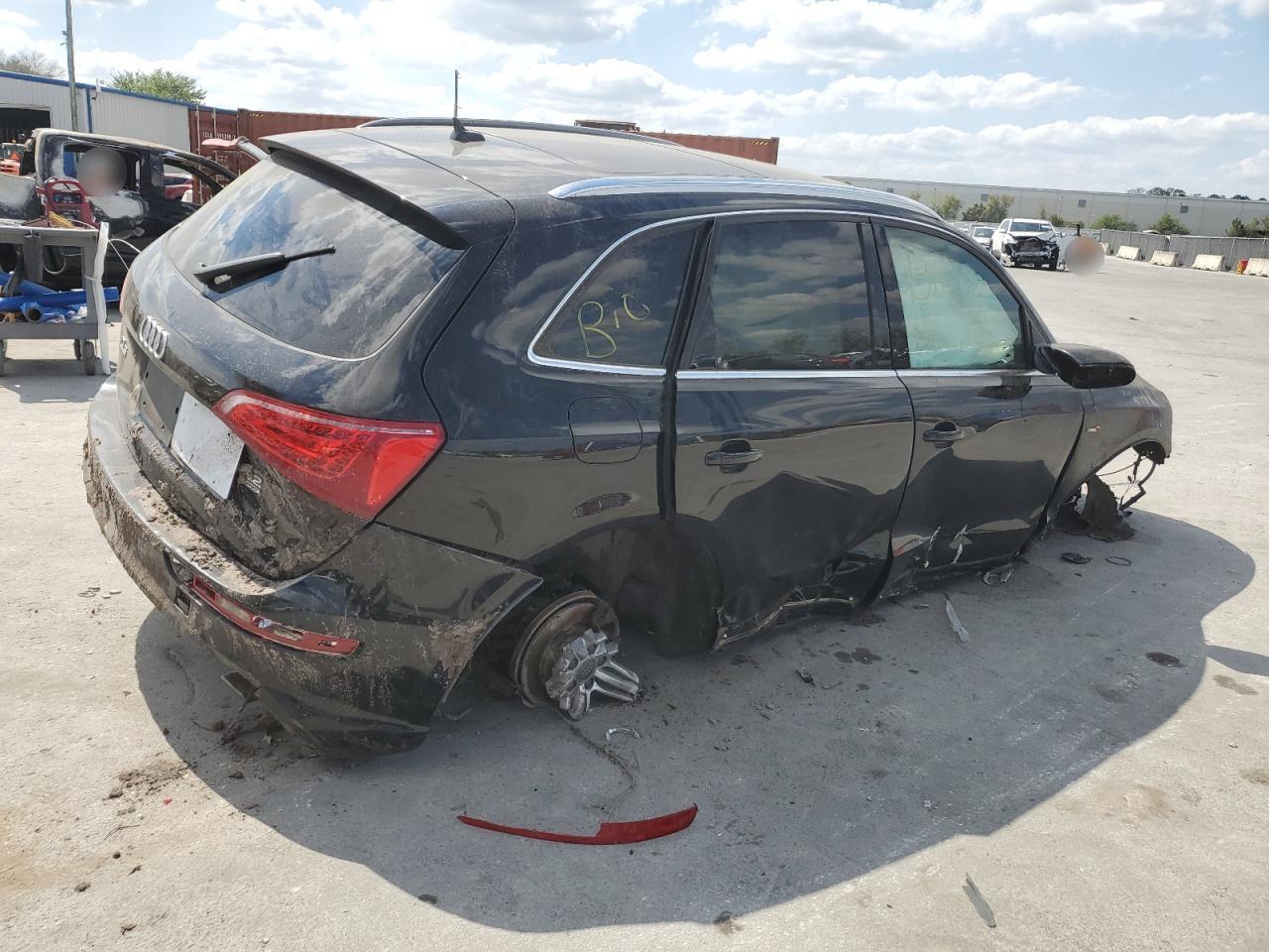 2010 Audi Q5 VIN WA1WKBFP8AA042488 Copart auction photo, front end / side damage thumbnail 3