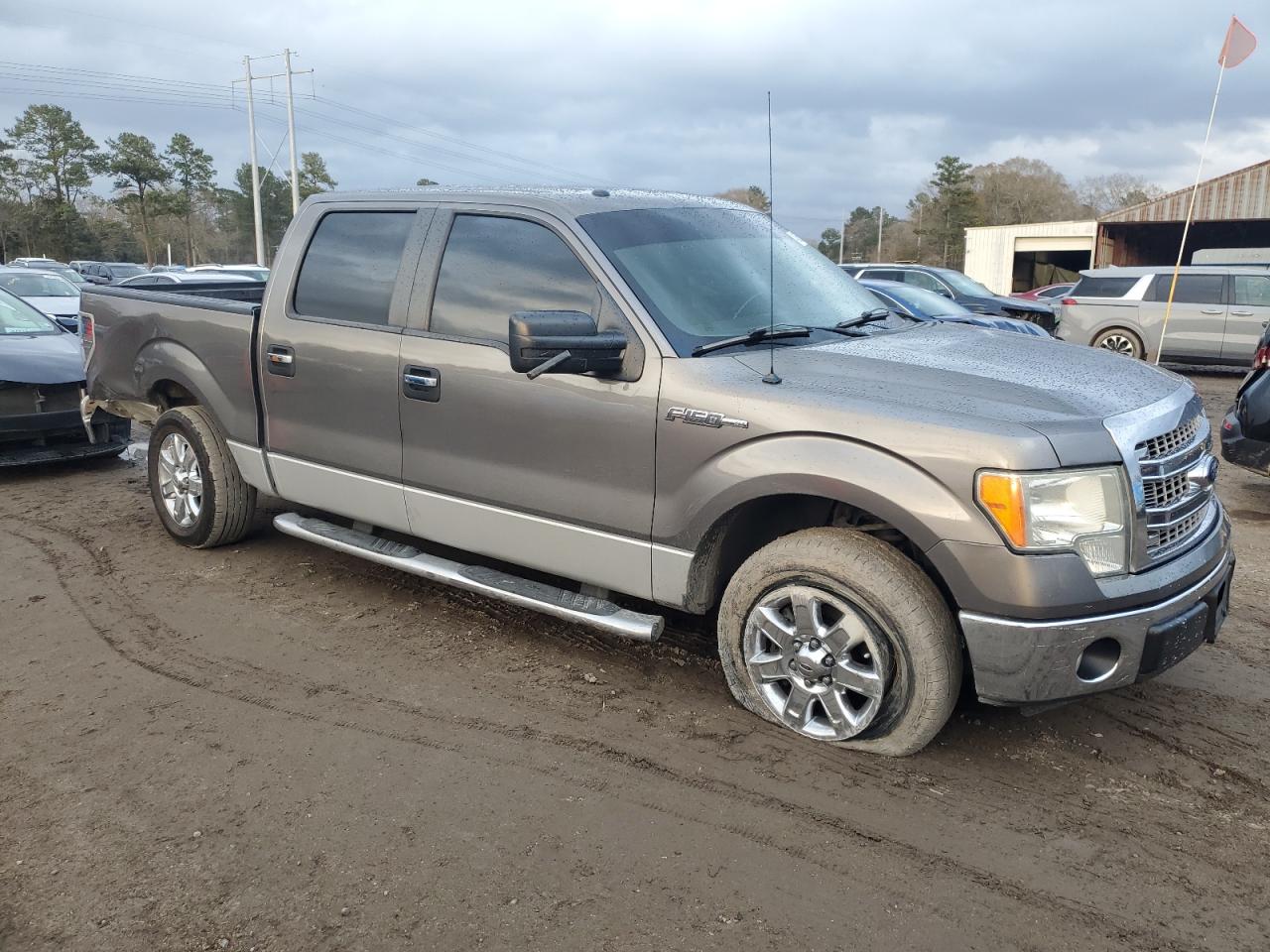 2013 Ford F-150 VIN 1FTFW1CF4DFC39729 Copart auction photo, rear end damage thumbnail 4