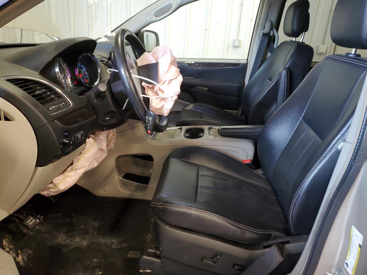 2013 Chrysler Town & Country VIN 2C4RC1CG4DR757573 Copart auction photo, front end damage thumbnail 7