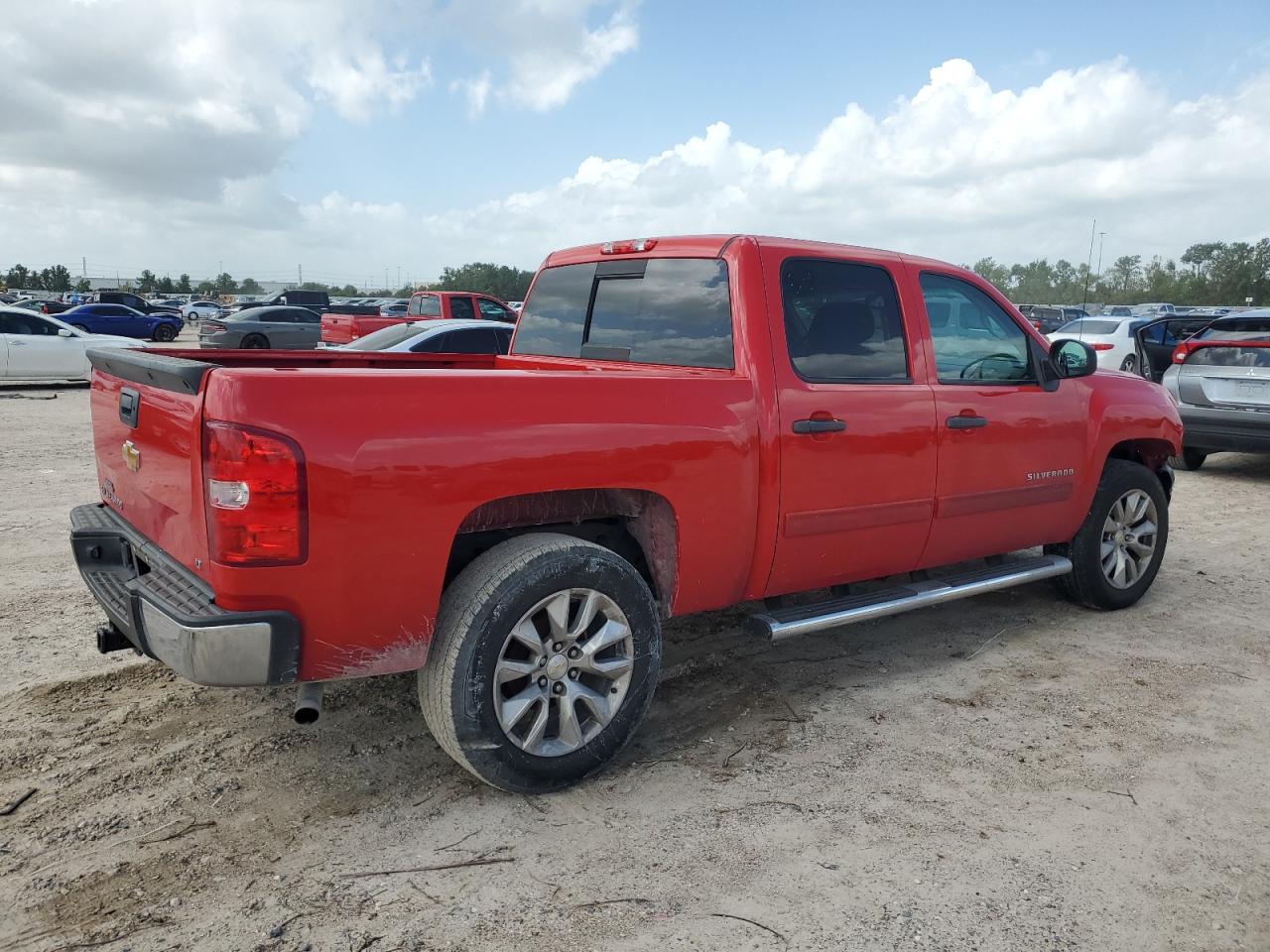 2013 Chevrolet Silverado VIN 3GCPCSE07DG343125 Copart auction photo, front end damage thumbnail 3