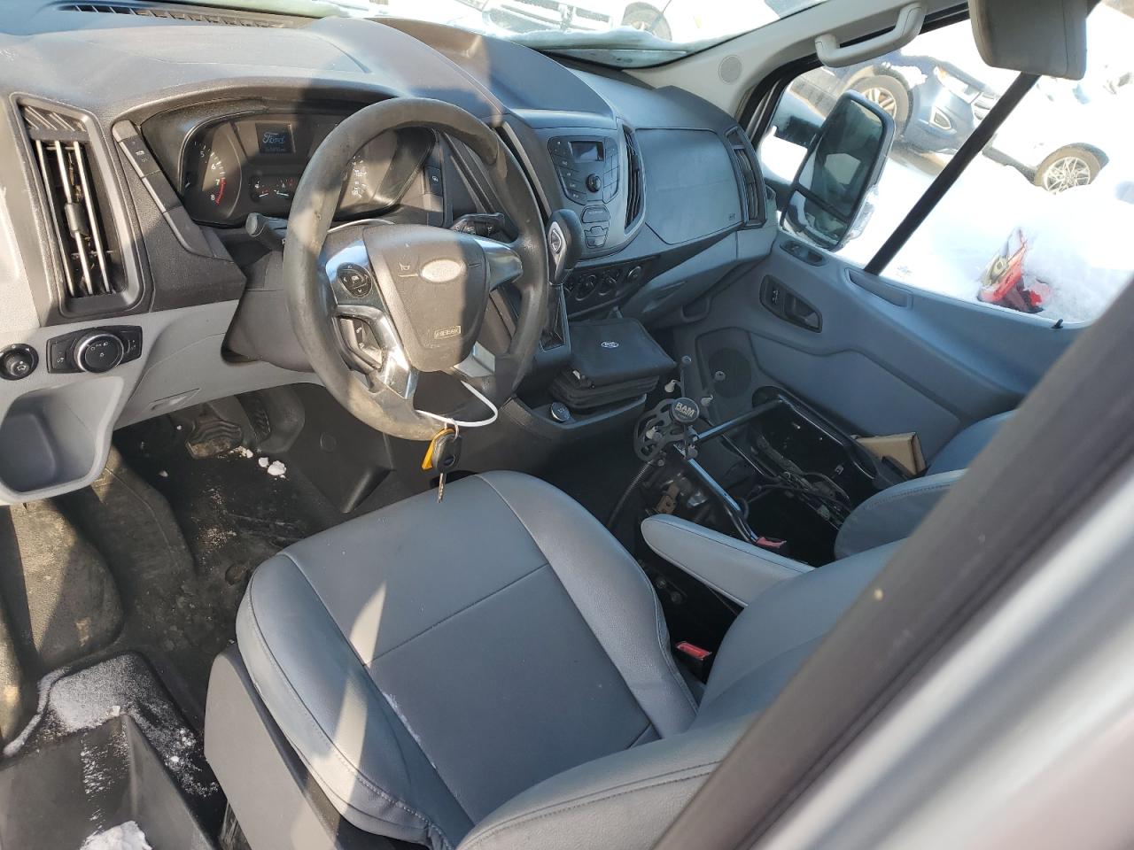 2017 Ford Transit VIN 1FTYR2CM9HKA71247 Copart auction photo, mechanical damage thumbnail 8