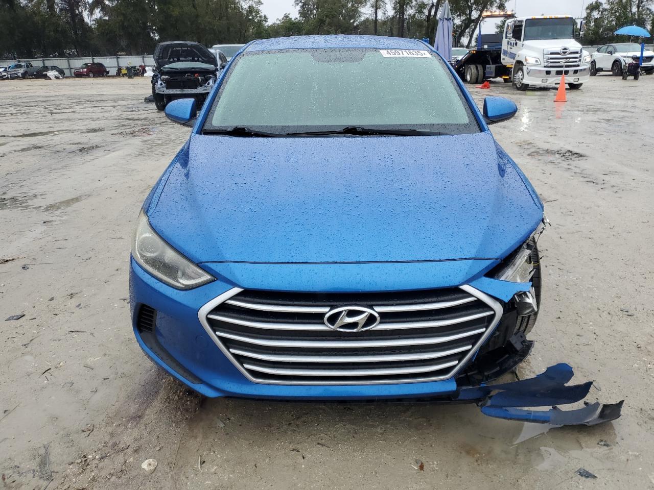 2017 Hyundai Elantra VIN KMHD74LF7HU423498 Copart auction photo, front end / minor dent/scratches damage thumbnail 5