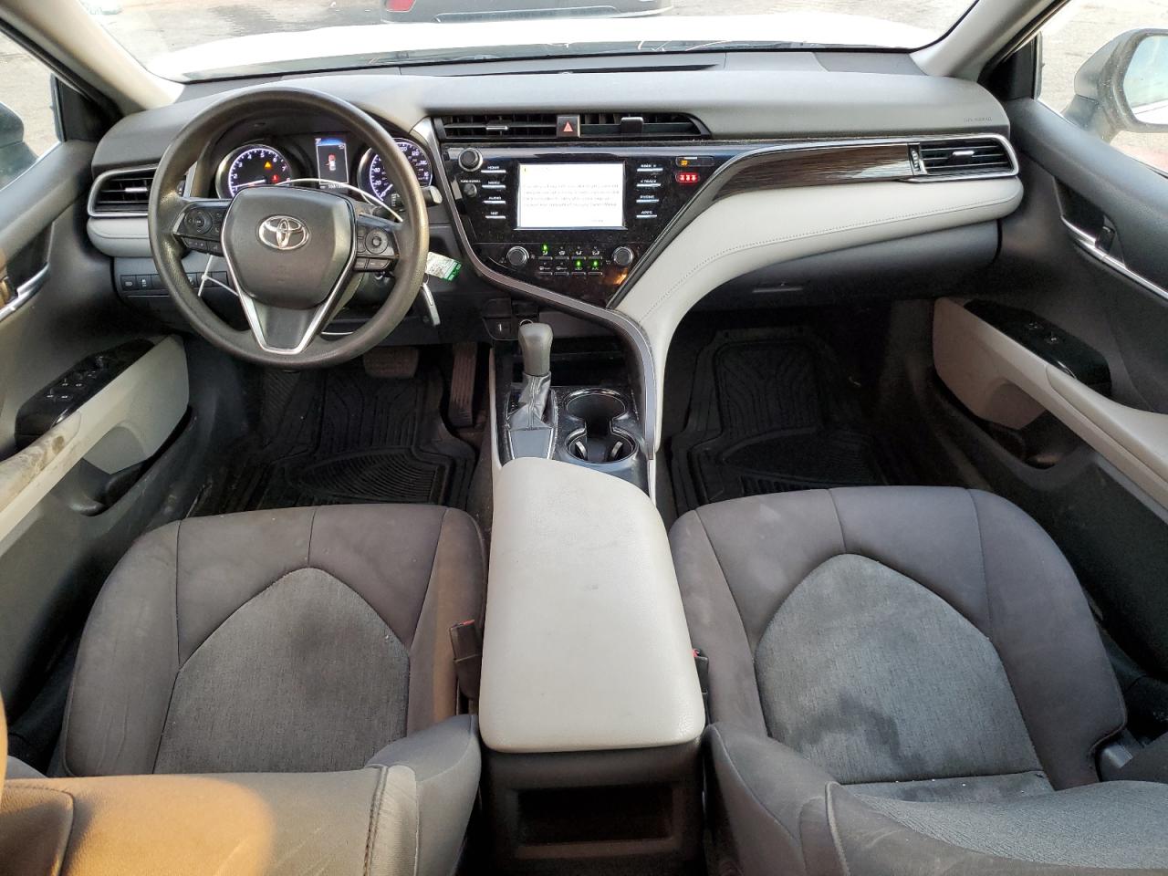 2019 Toyota Camry VIN 4T1B11HK9KU750246 Copart auction photo, front end / minor dent/scratches damage thumbnail 8