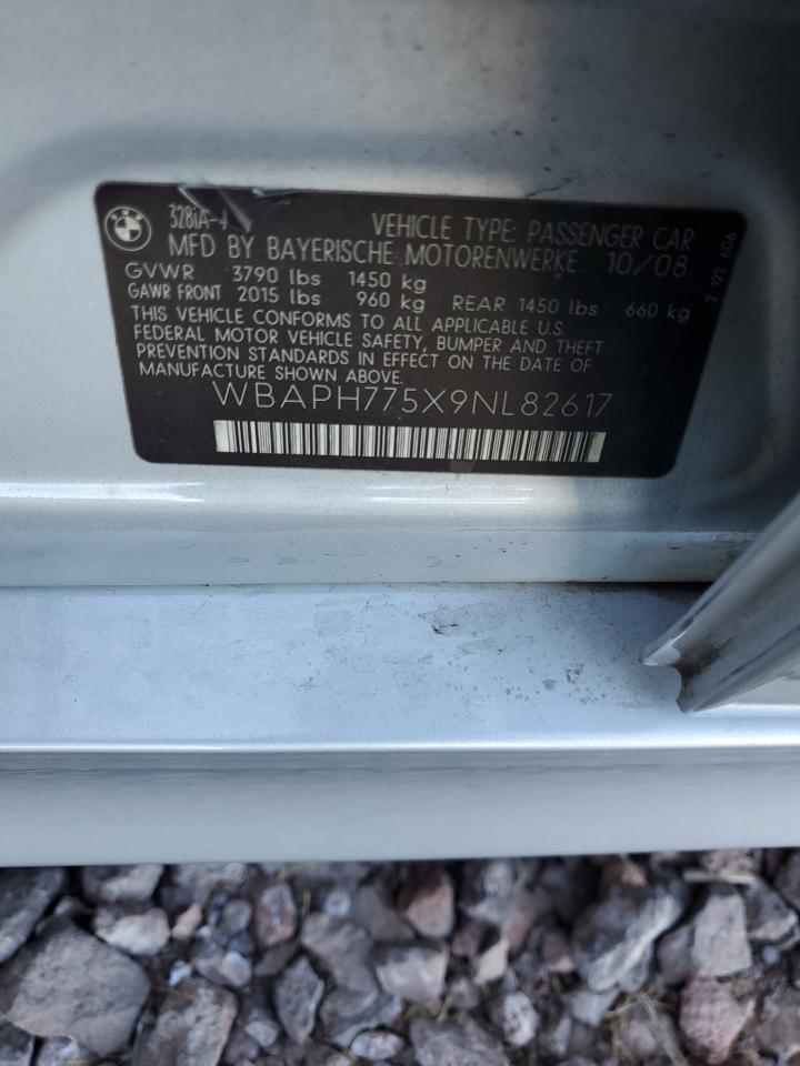 2009 BMW 3er VIN WBAPH775X9NL82617 Copart auction photo, front end / rear end damage thumbnail 12