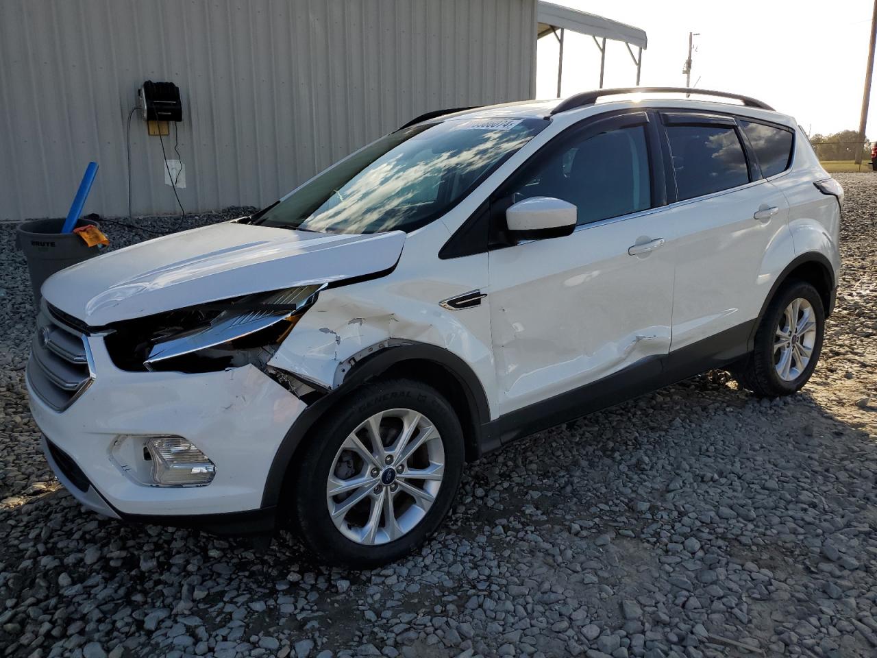 2017 Ford Escape VIN 1FMCU0GD7HUE22504