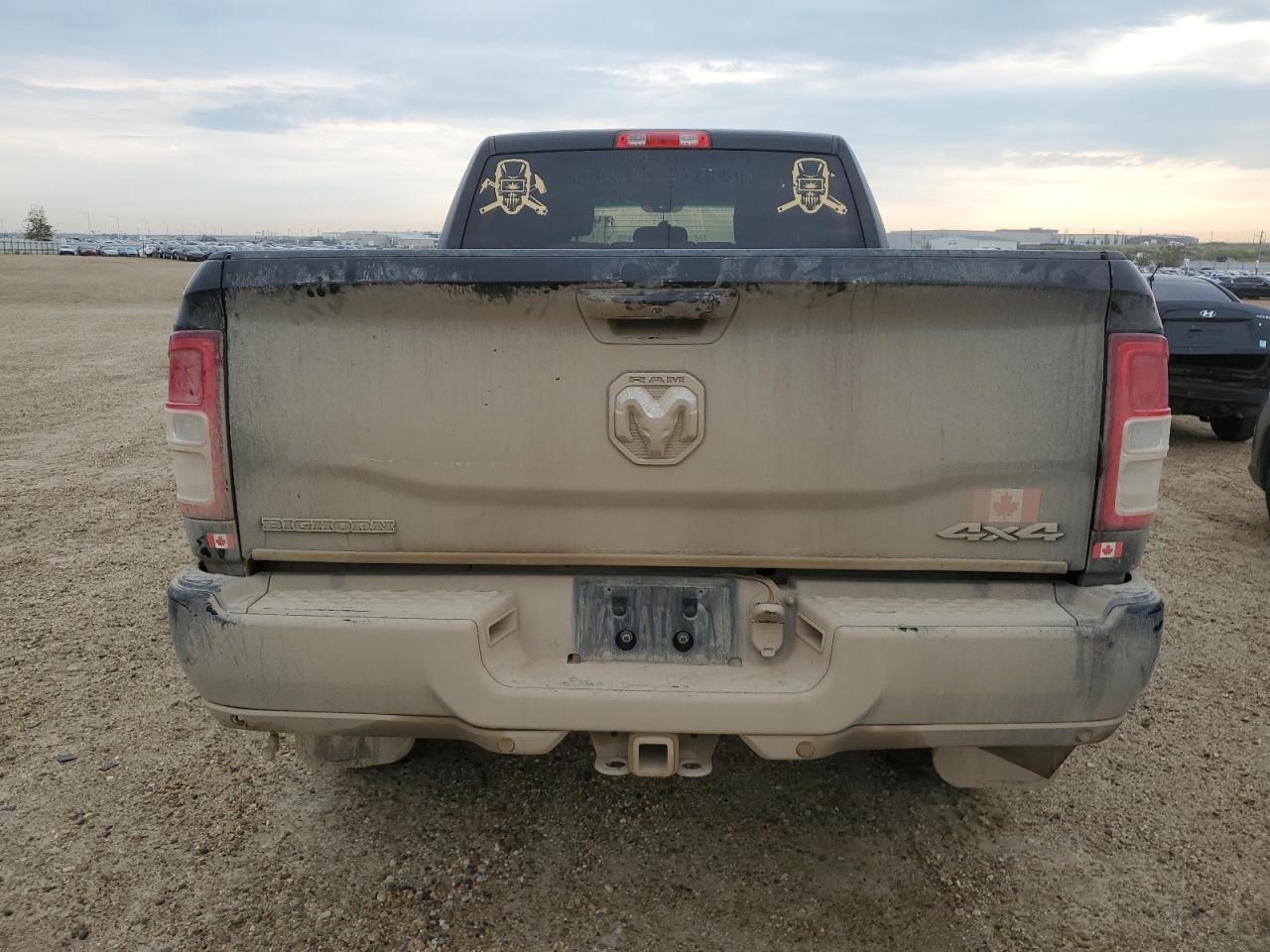 2019 RAM 2500 VIN 3C6UR5DL1KG514003 Copart auction photo, front end / side damage thumbnail 6