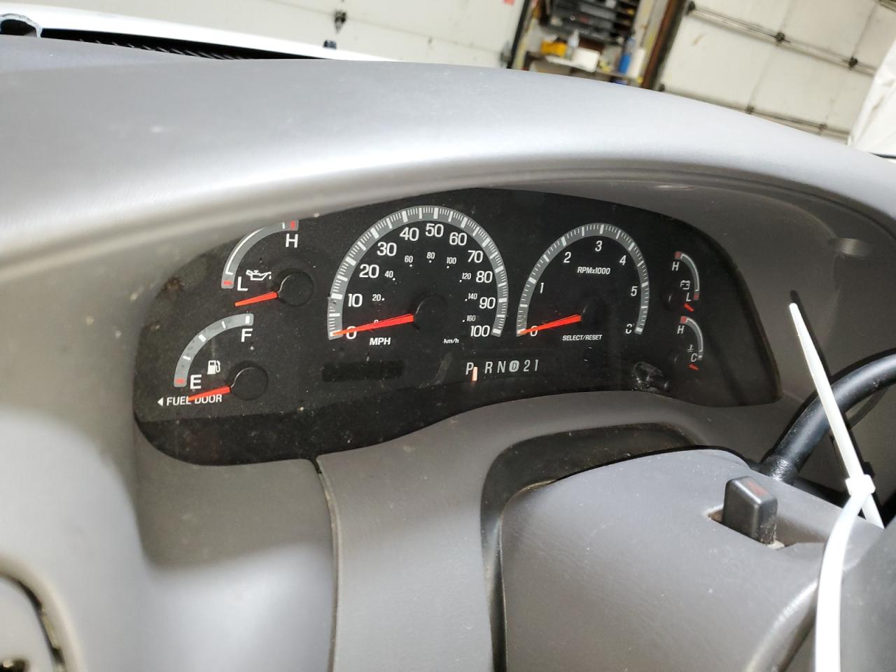 2001 Ford F-150 VIN 1FTRW08L51KB85513 Copart auction photo, rollover damage thumbnail 9