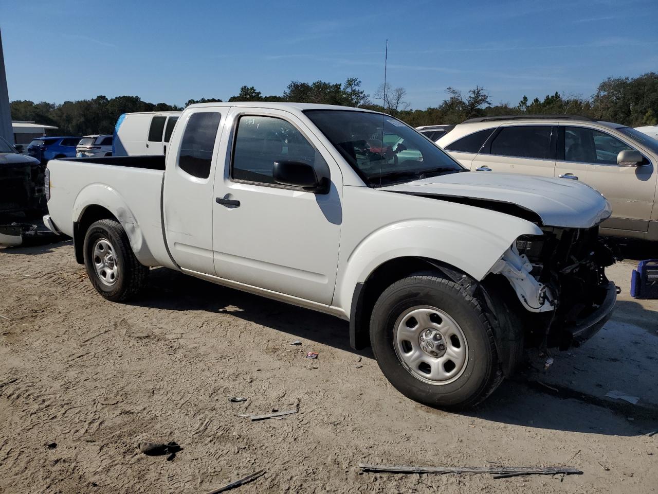 2021 Nissan Navara (Frontier) VIN 1N6ED0CEXMN714368 Copart auction photo, front end / rear end damage thumbnail 4