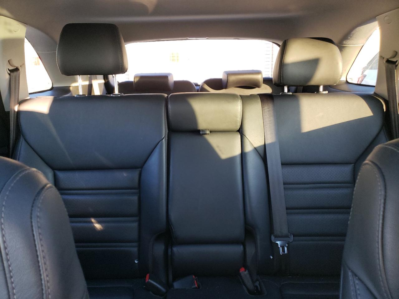 2018 KIA Sorento VIN 5XYPHDA52JG352548 Copart auction photo, top/roof damage thumbnail 10