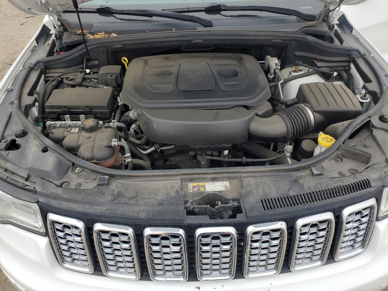 2020 Jeep Grand Cherokee VIN 1C4RJFCG3LC218906 Copart auction photo, rear end / minor dent/scratches damage thumbnail 12