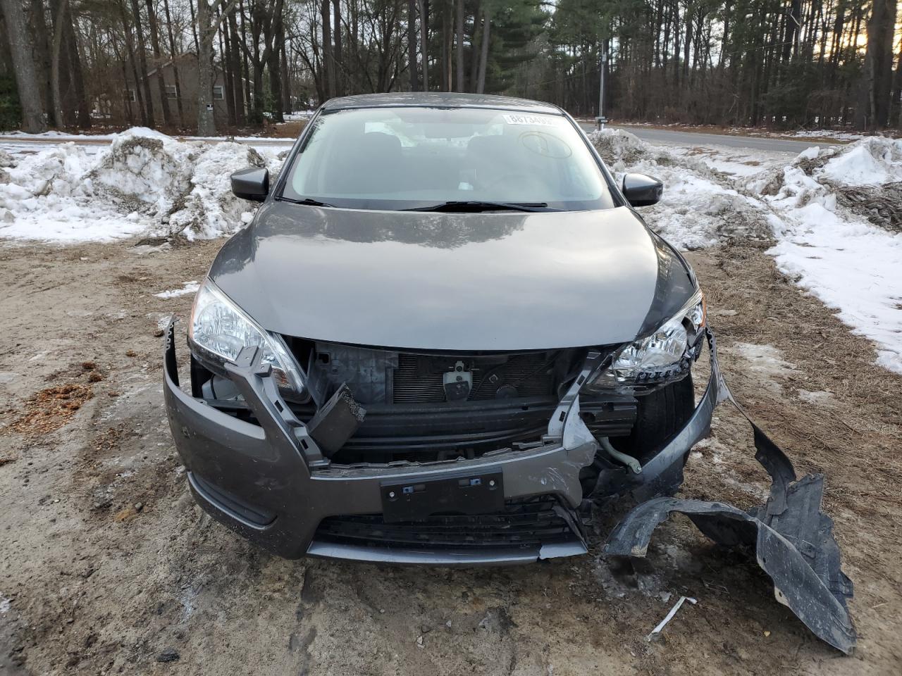 2015 Nissan Sentra VIN 3N1AB7AP4FL637409 Copart auction photo, front end / minor dent/scratches damage thumbnail 5